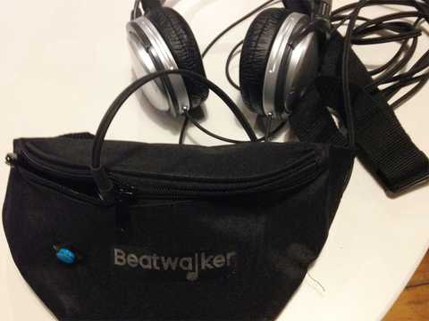 Fanny pack with technology in it and Beatwalker logo